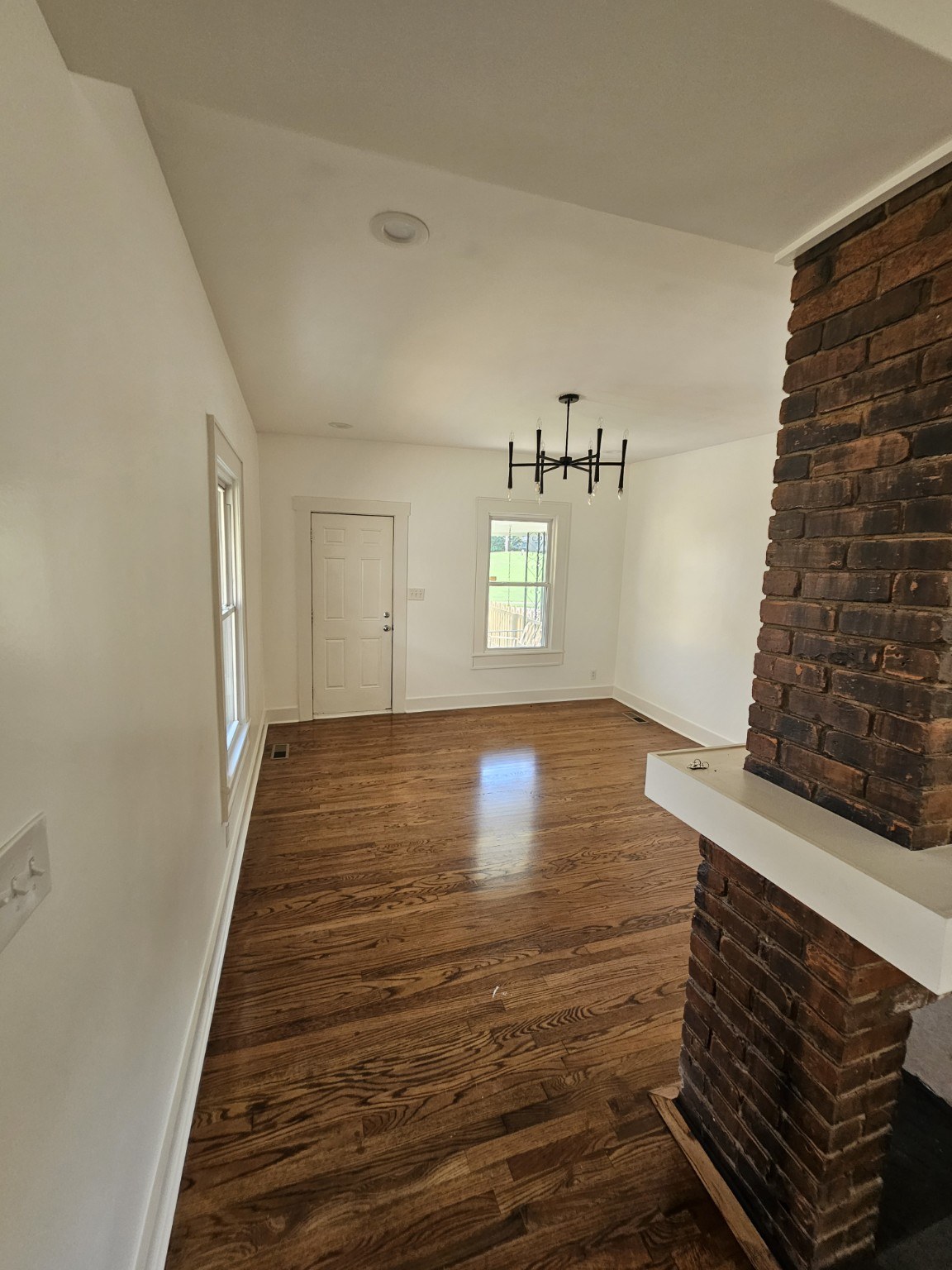 Living room — hall view at 413 East Anderson